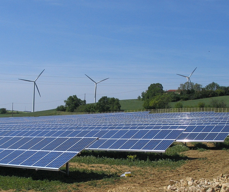 L’Allemagne lance son premier appel d’offres combinant solaire et éolien