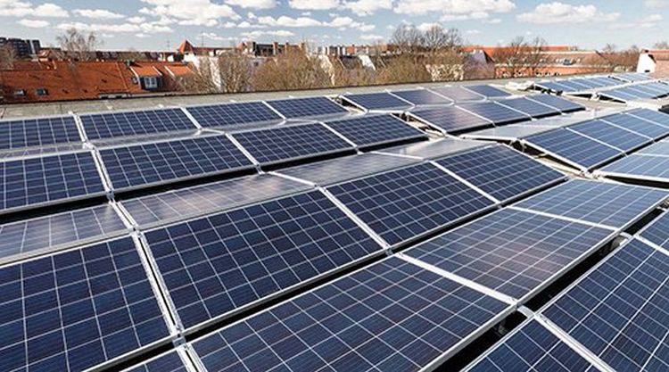 Electricité solaire locative : Vattenfall projette 12 centrales PV pour une coopérative de construction à Hambourg