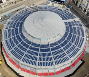 La toiture photovoltaïque des Halles Laissac au coeur de Montpellier. Photo : S'Tile