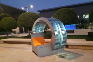 Armor collabore avec Kaust dans le mobilier urbain solaire