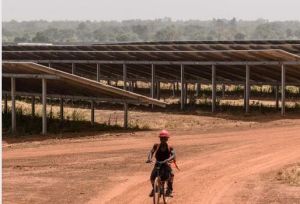 L’Union européenne et la France financent une centrale solaire de 60,85 M€ au Bénin