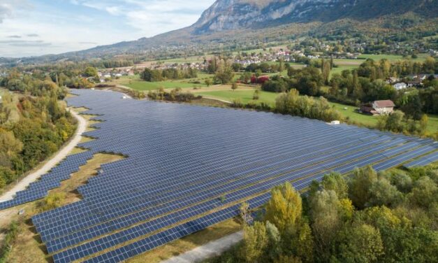 TotalEnergies, Altergie Développement et APRR inaugurent la 1re centrale solaire au sol de Savoie