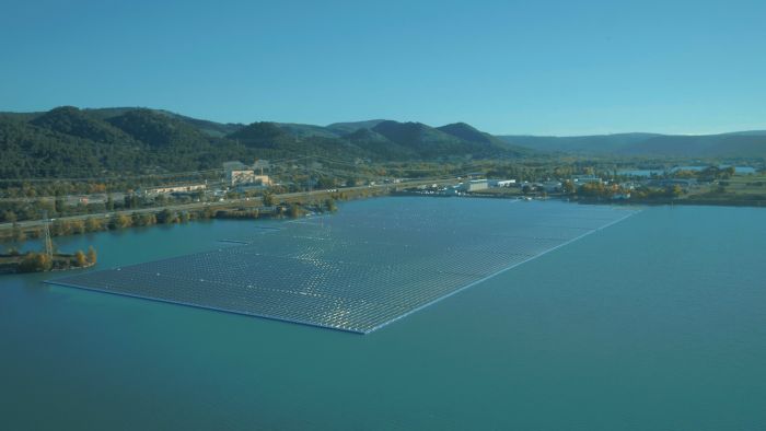 Boralex met en service son 1er parc solaire flottant en France