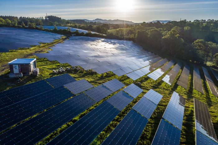 Photosol obtient un financement de 42,5 millions d’euros pour la construction de six centrales photovoltaïques en France
