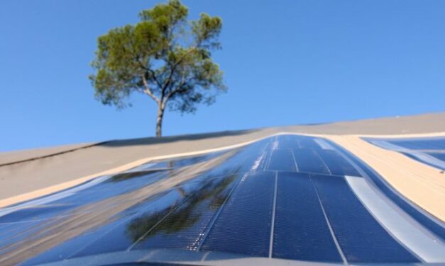 Solar Cloth exporte ses modules solaires flexibles en Californie