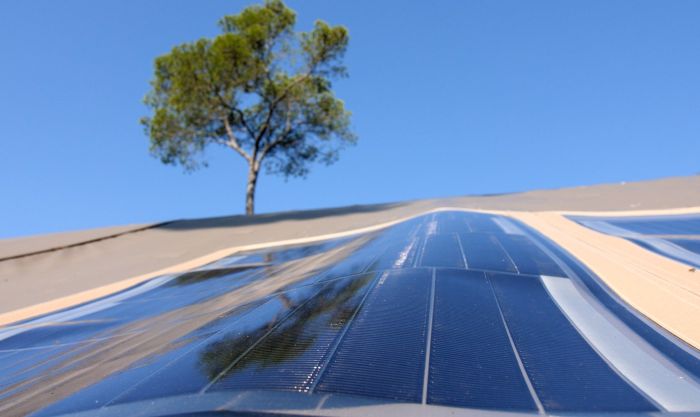 Solar Cloth exporte ses modules solaires flexibles en Californie