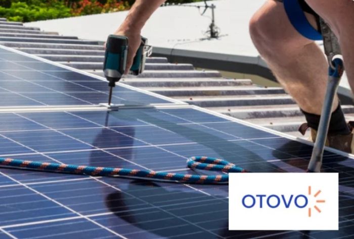 Otovo France devient partenaire de Castorama pour la pose de panneaux solaires