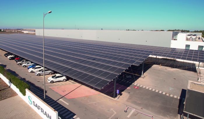 Safran lance la production d’énergie solaire sur ses sites français