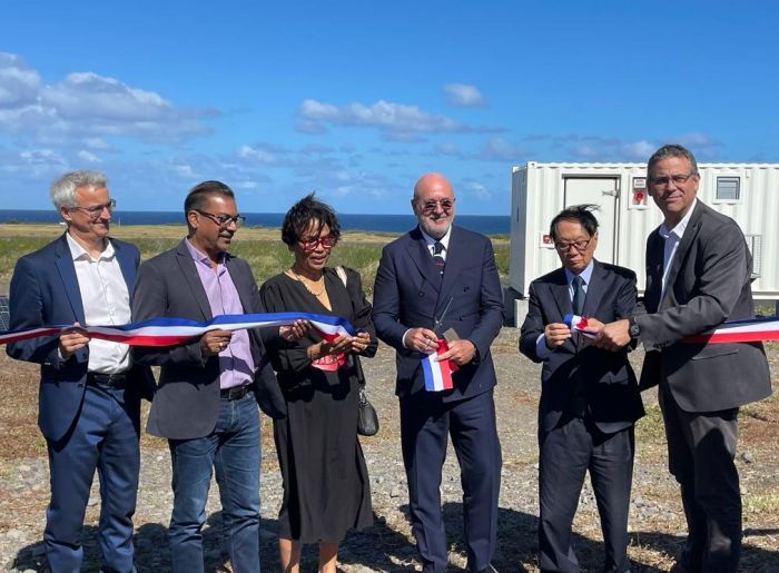 TotalEnergies inaugure la centrale photovoltaïque de l’aéroport de Pierrefonds à La Réunion