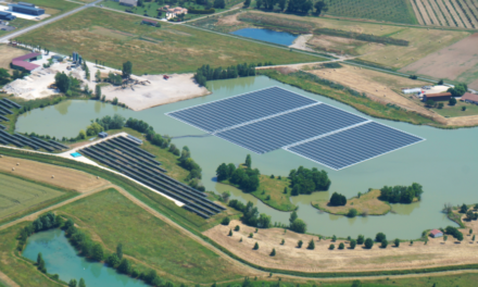 Amarenco inaugure la 1ere centrale photovoltaïque hybride (flottante et terrestre) en France