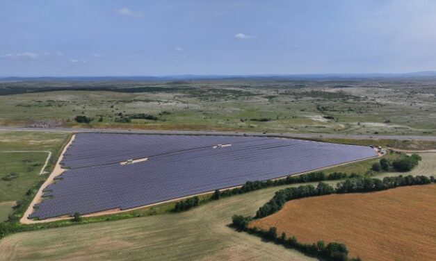 Terre et Lac inaugure l’une des plus grandes centrales solaires au sol de l’Aveyron