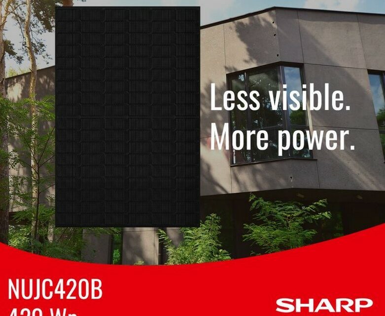 Sharp présente un module photovoltaïque M10 420W entièrement noir