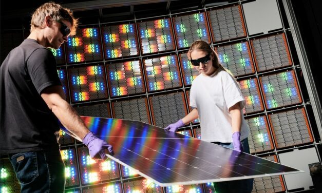 Oxford PV et Fraunhofer ISE développent un module photovoltaïque tandem plein format avec un rendement record de 25%