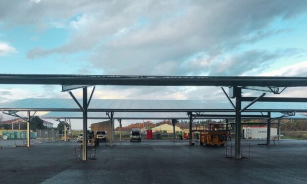 Solarhona met en service sa première centrale solaire sur ombrières de parking à Portes-lès-Valence