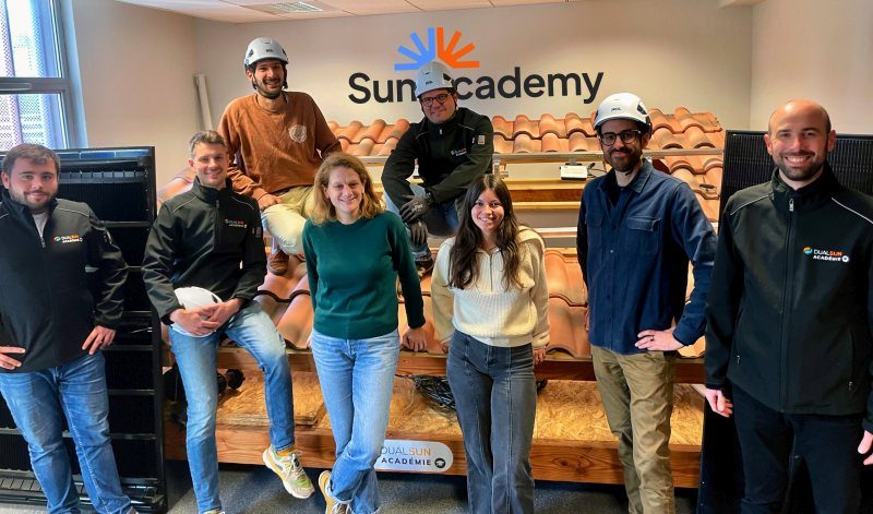 Dualsun investit 1,1 M€ pour briser les silos de la formation du solaire