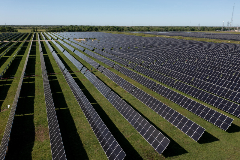 TotalEnergies lance la construction d&rsquo;un projet solaire de 440 MW aux Philippines