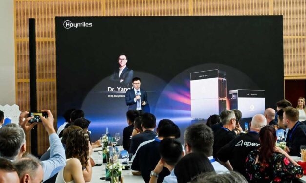 Hoymiles lance à Munich sa batterie résidentielle HiBattery 4020 X, hybride et raccordable au solaire