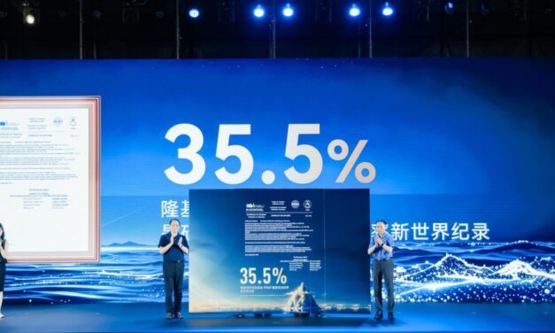 Longi porte à 35,5% le record mondial de rendement des cellules tandem silicium-pérovskite