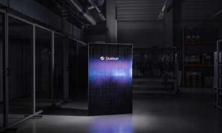 Dualsun obtient la certification ouvrant la TVA à 5,5% pour son panneau européen Azur