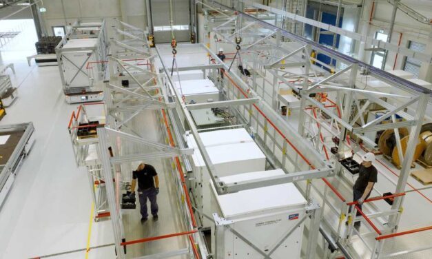SMA inaugure à Niestetal une usine d&rsquo;onduleurs de 60 GW pour les centrales solaires et le stockage de grande échelle