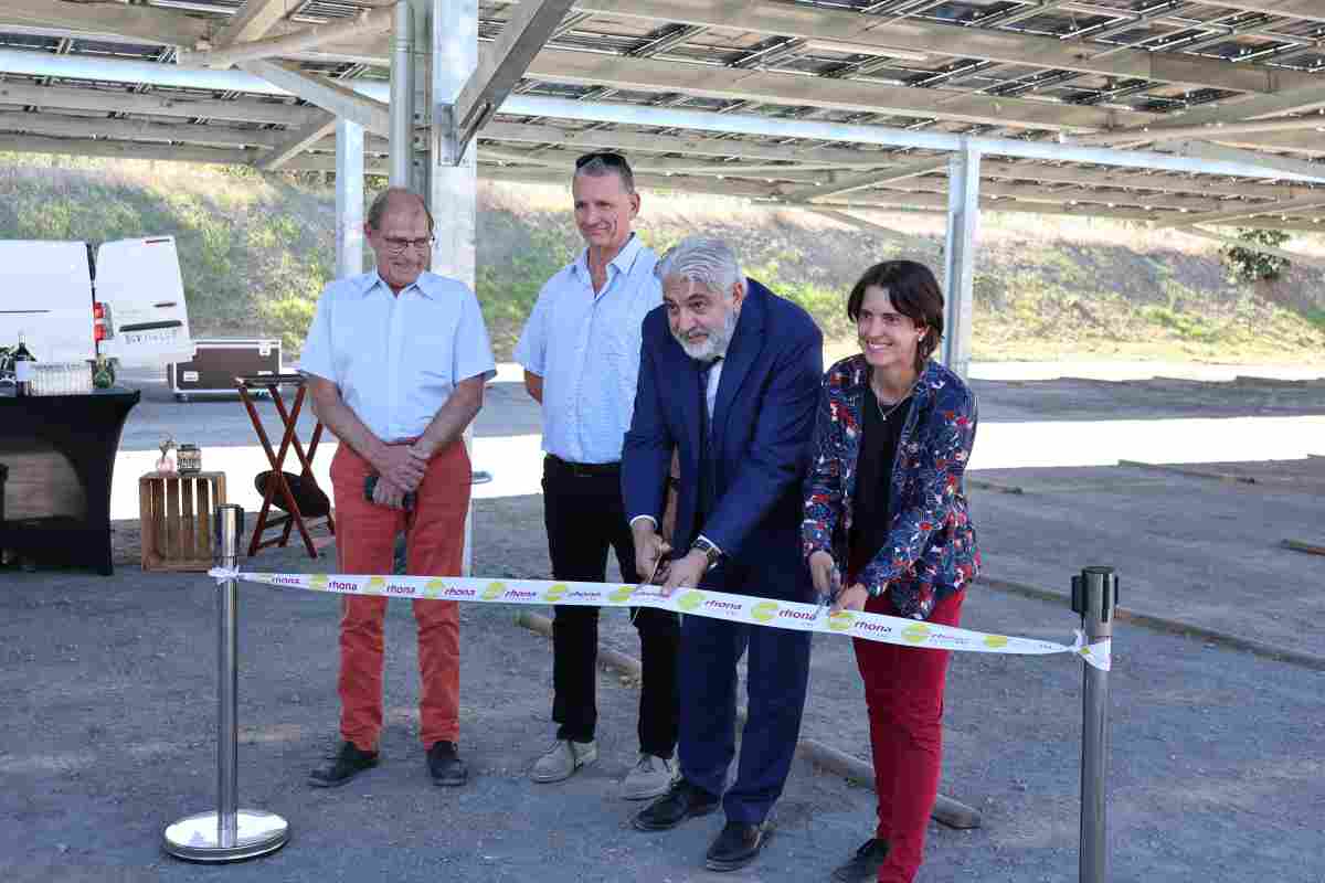 Inauguration des ombrières photovoltaïques du parking du stade de Meyreuil