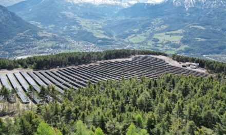 Énergie Partagée et Enercoop inaugurent un parc solaire citoyen de 5 MWc sur un ancien champ de tir militaire
